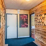 Отель Achouffe Valley Уффализ